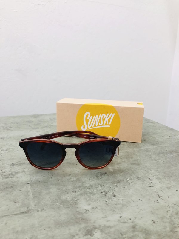 Sunski Yuba Caramel Ocean Sunglasses | Garmentory display picture 3