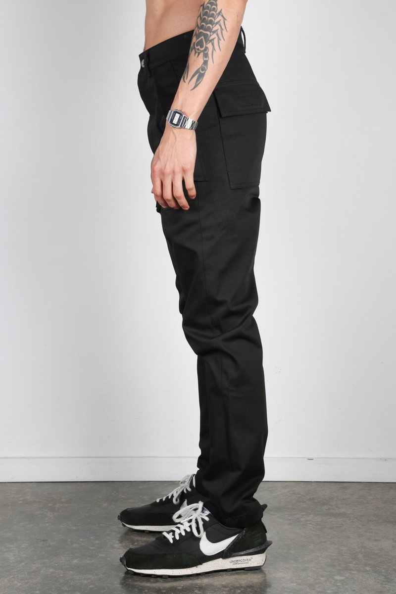 Rick Owens CARGO COLLAPSE CUT PANT - Black | Garmentory