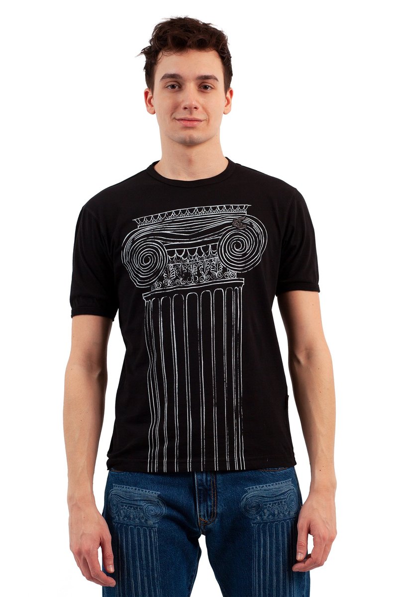 Vivienne Westwood New Classic T-Shirt - Pillar | Garmentory