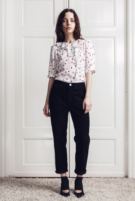 Xilla Top in White/Silver Cherry Print Xilla Top in White/Silver Cherry Print