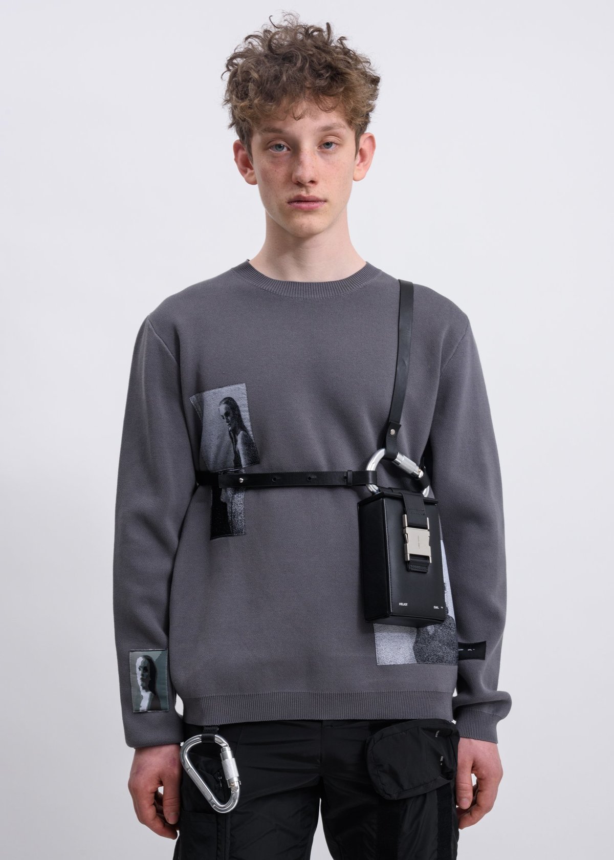 バッグ HELIOT EMIL Leather Carabiner PhoneSling Black-Carabiner-Phone-Sling-