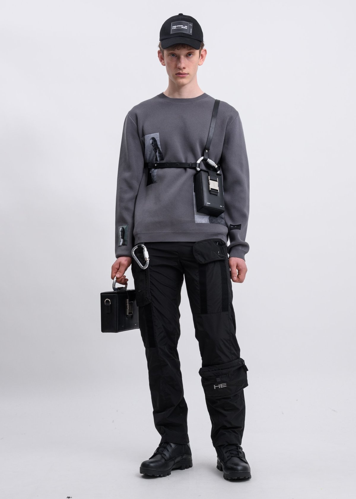 バッグ HELIOT EMIL Leather Carabiner PhoneSling Bag_3_1-