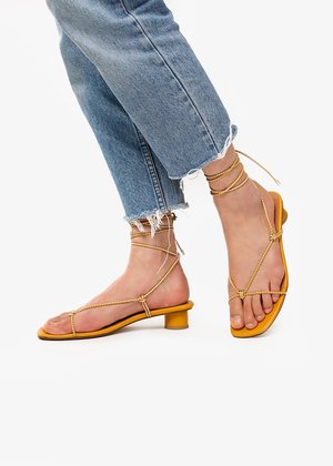 LOQ Dora Sandal LOQ Dora Sandal