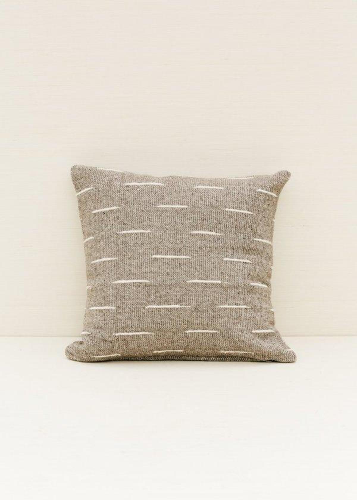 Territory Flecha Pillow - Grey - Image 3 of 4
