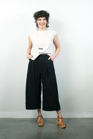 Allison Wonderland Seine Pant - Black Allison Wonderland Seine Pant - Black