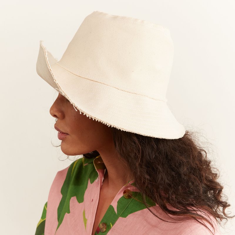 Tracy Watts Dune Bucket Hat - White | Garmentory display picture 3