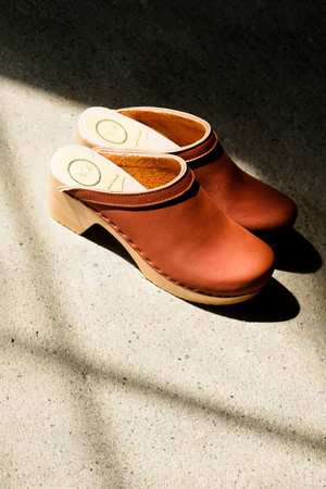 No.6 Old School Clog - Mid Heel - Bourbon No.6 Old School Clog - Mid Heel - Bourbon