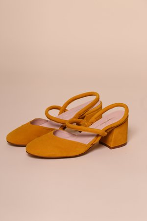 "INTENTIONALLY __________." Freckle Heel "INTENTIONALLY __________." Freckle Heel