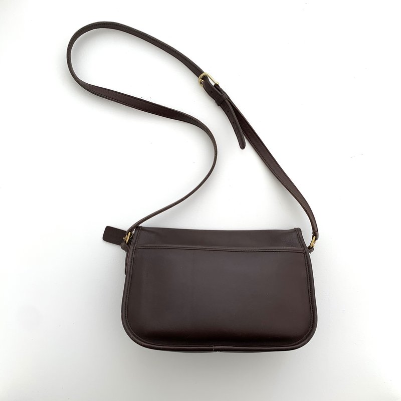 バッグ Vintage Coach City Bag DarkBrown Leather Vintage 1980 COACH Mahogany Brown Leather City Shoulder Bag