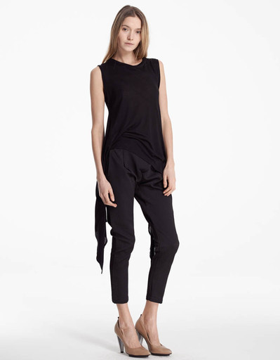 AMBER SAKAI BLACK SNAKE PRINT CROSSOVER PANTS AMBER SAKAI BLACK SNAKE PRINT CROSSOVER PANTS