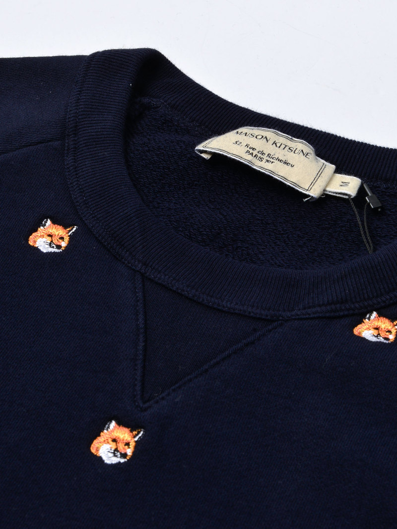 Maison Kitsun ALL-OVER FOX HEAD EMBROIDERY SWEATSHIRT - NAVY