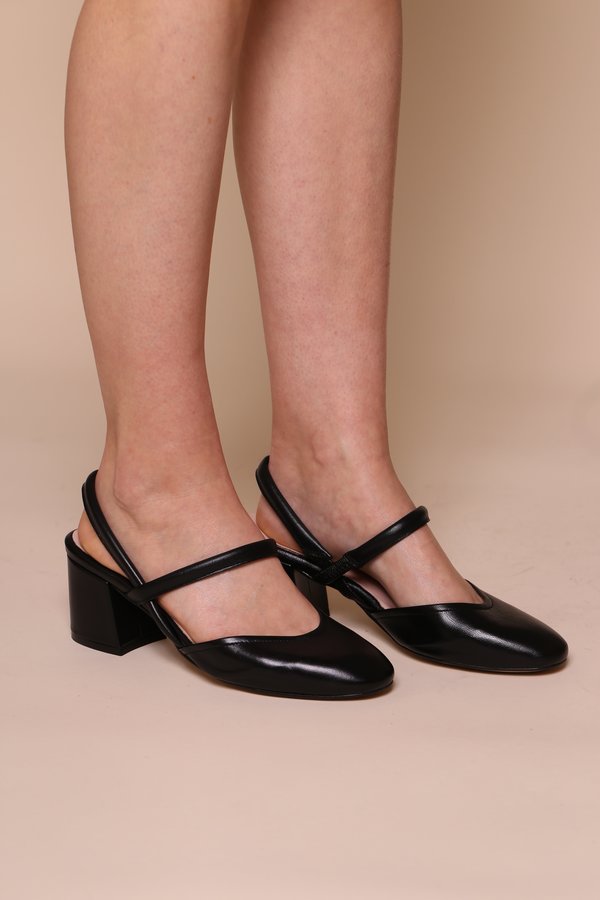 "INTENTIONALLY __________." Freckle Heel "INTENTIONALLY __________." Freckle Heel