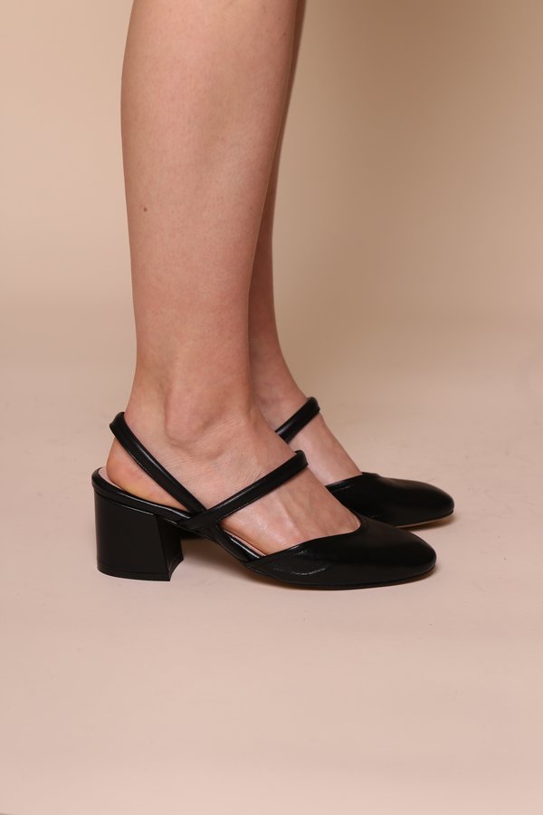 "INTENTIONALLY __________." Freckle Heel "INTENTIONALLY __________." Freckle Heel
