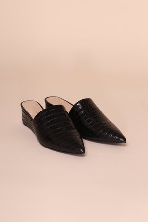 "INTENTIONALLY __________." Taft Mule "INTENTIONALLY __________." Taft Mule
