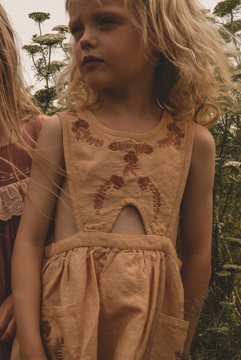 h*)様 apolina kids Bibi Pinafore Apolina Kids Bobbie Pinafore - Alabaster