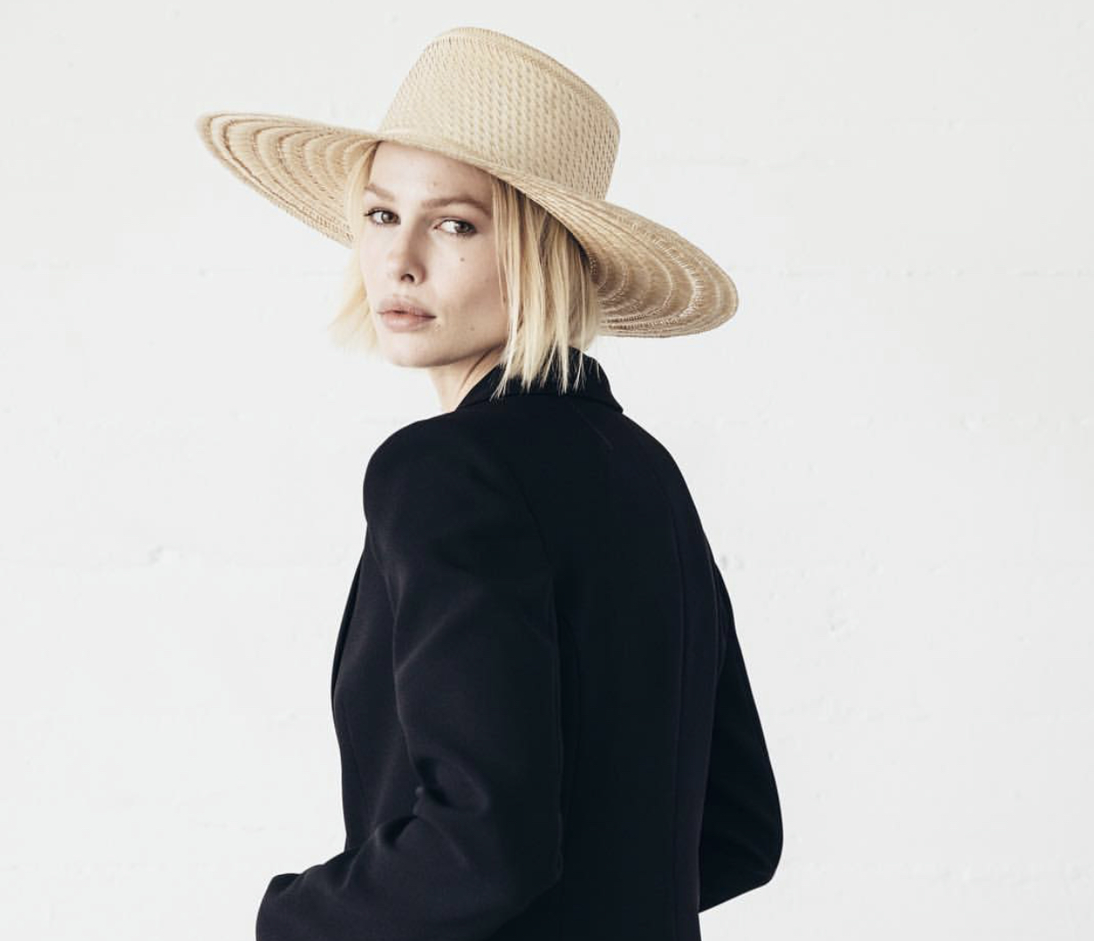 JANESSA LEONE ELSA BOATER STRAW SUN HAT SIZE Medium JANESSA LEONE WIDE BRIM BOATER STRAW SUN HAT SIZE XL NEW | eBay main image 2