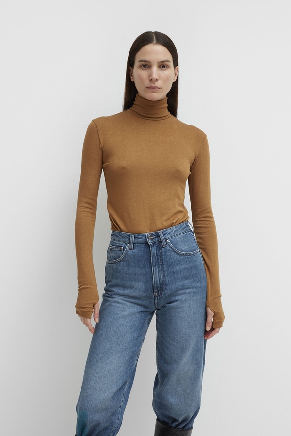 Totême TRANSPARENT JERSEY TOP WITH ROLL NECK Totême TRANSPARENT JERSEY TOP WITH ROLL NECK