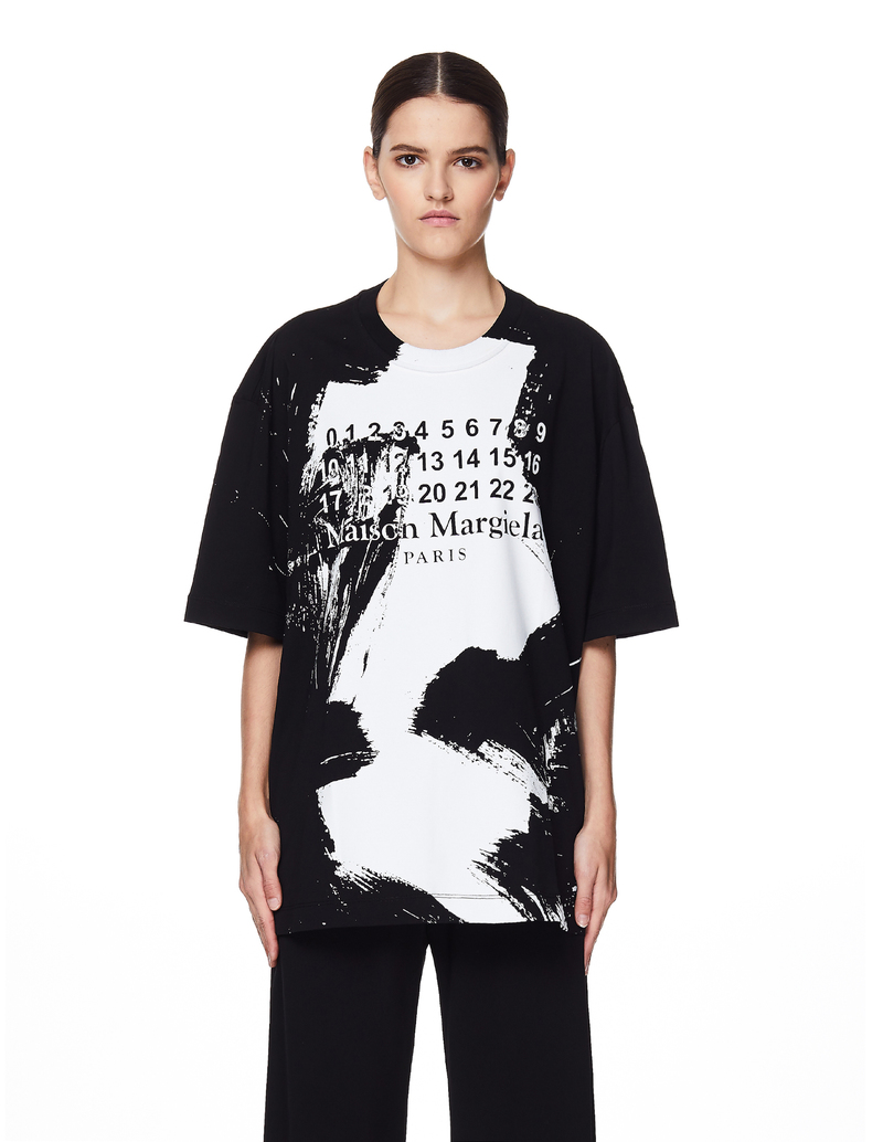 Maison Margiela Cotton Logo T-Shirt - Black | Garmentory
