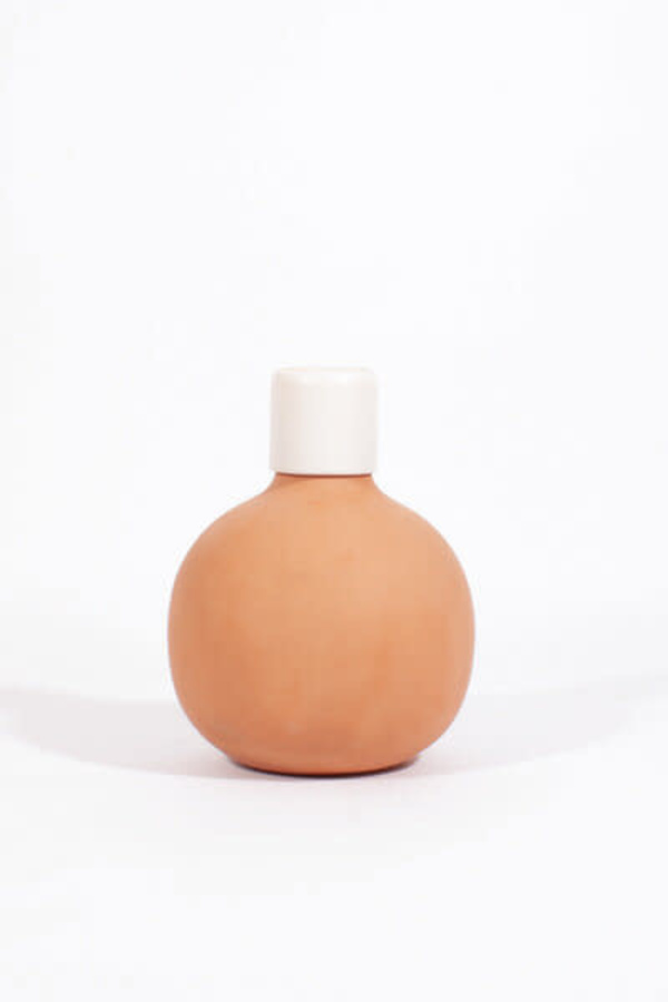 Lagos del Mundo Clay Pitcher with White Cup Lagos del Mundo Clay Pitcher with White Cup