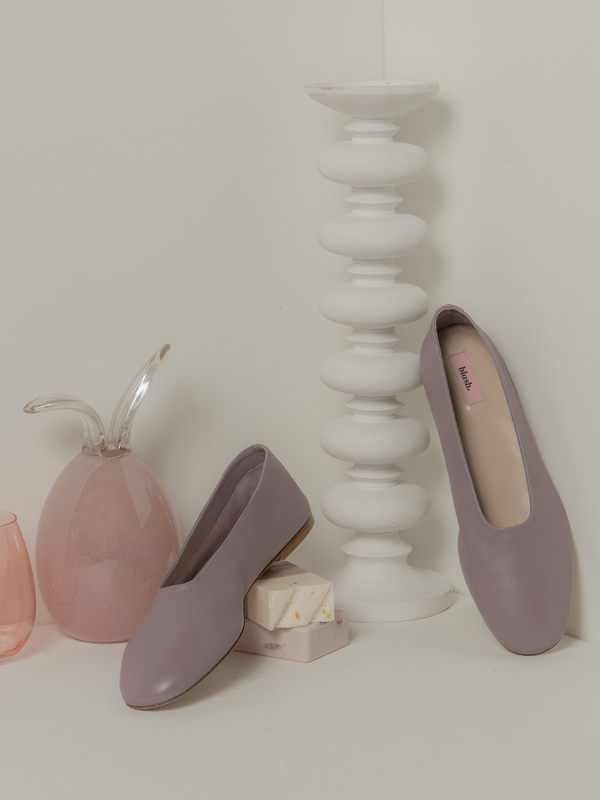 blush. Lilla Glove Flat - lilac blush. Lilla Glove Flat - lilac