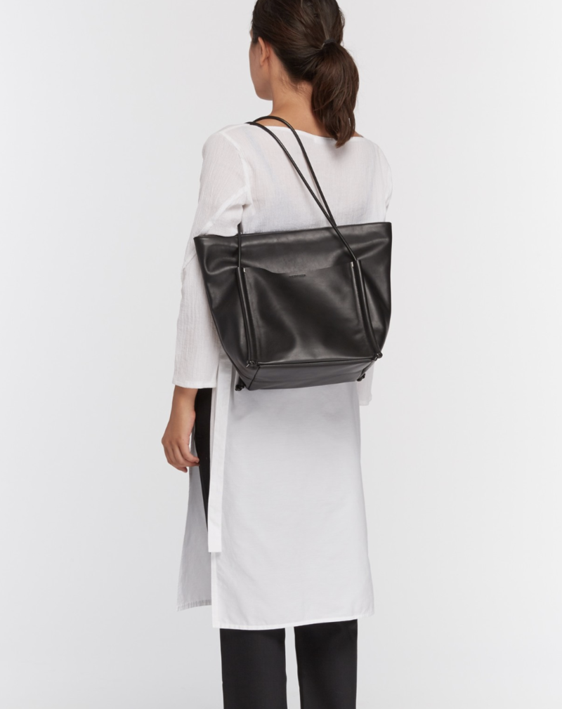 Building Block Pocket Tote - Black Leather | Garmentory