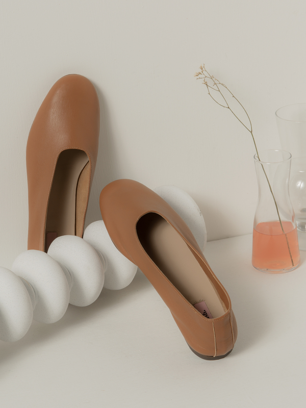 blush. Glove - Cumino blush. Glove - Cumino