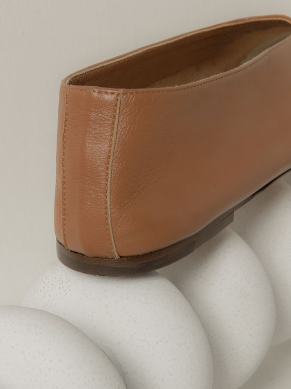 blush. Glove - Cumino blush. Glove - Cumino