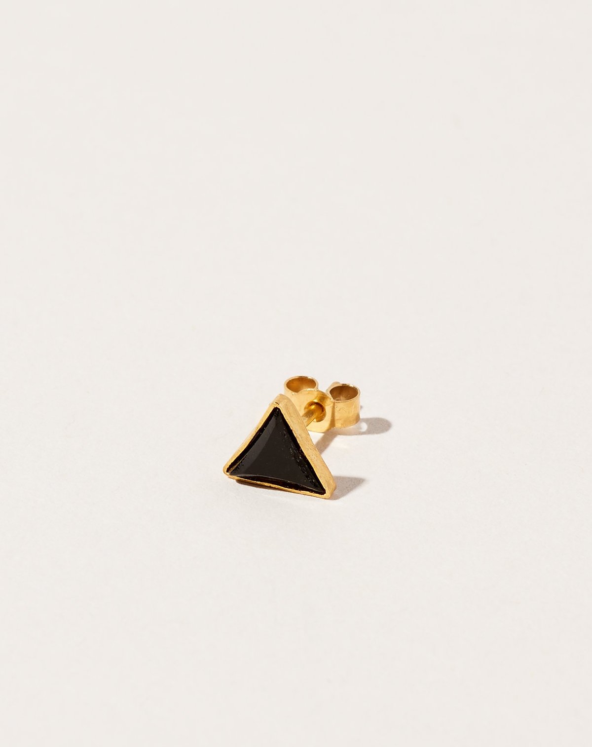 Grainne Morton Mismatched Single Stud Earring - Image 6 of 16