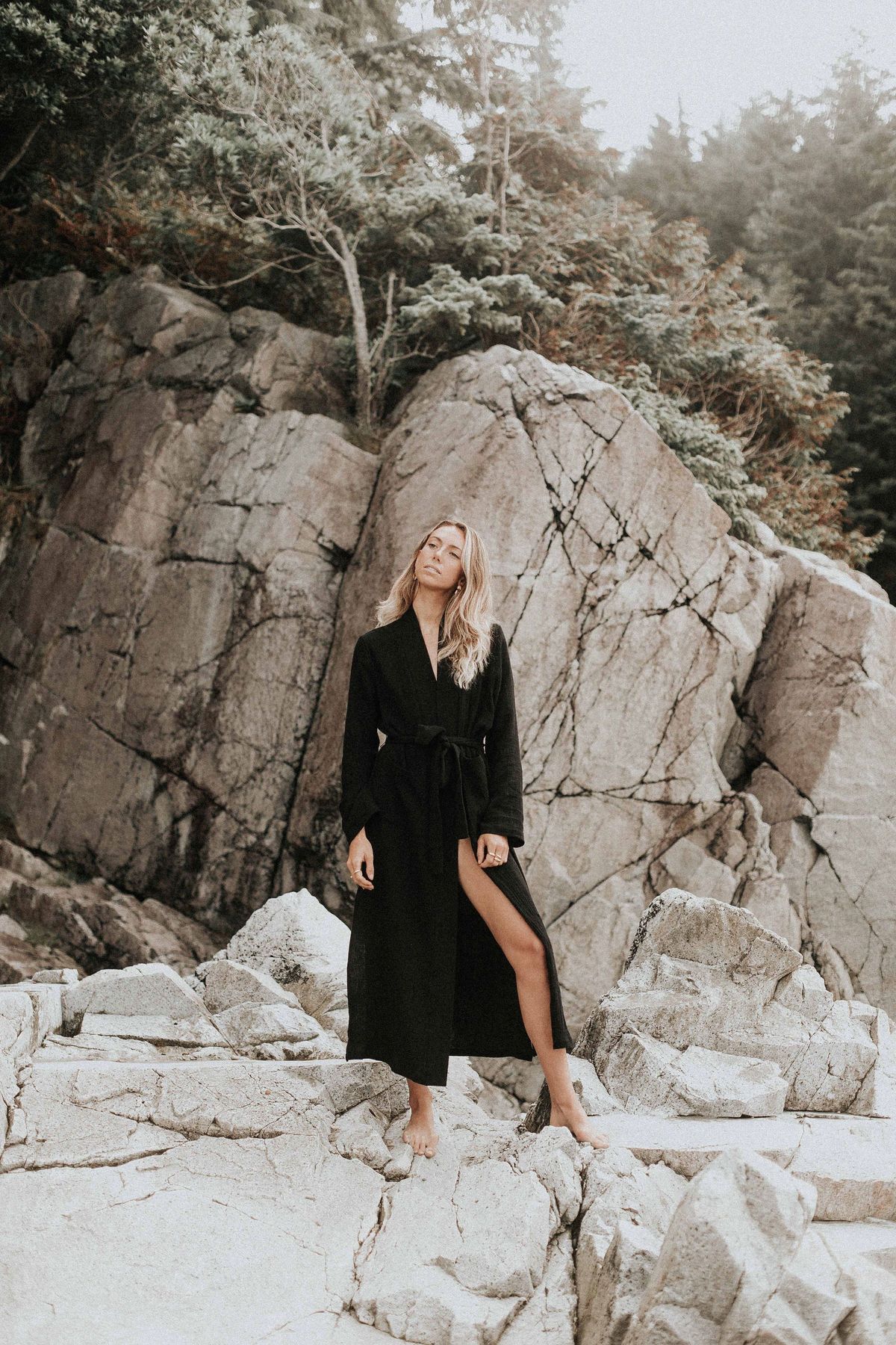 BAHHGOOSE WRAP robe - black - Image 2 of 4