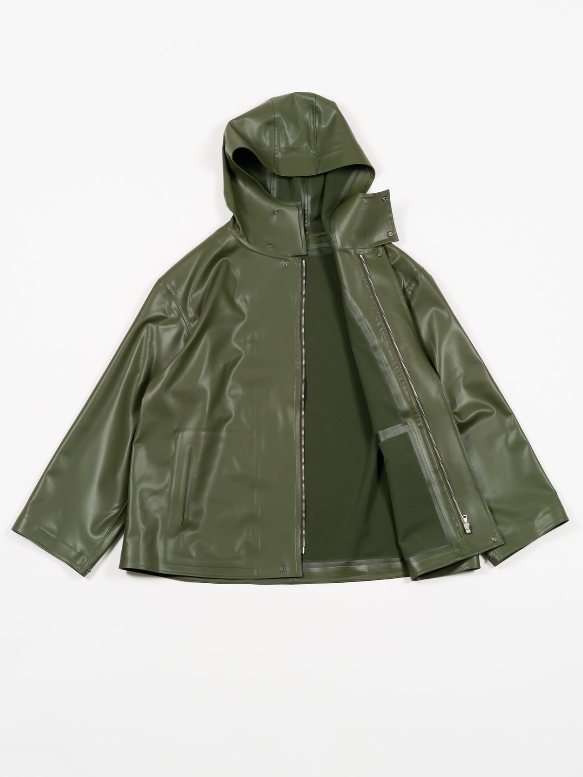 AURALEE / オーラリー | SOFT RUBBER BLOUZON Auralee Soft Rubber Blouzon - Dark Green | Garmentory