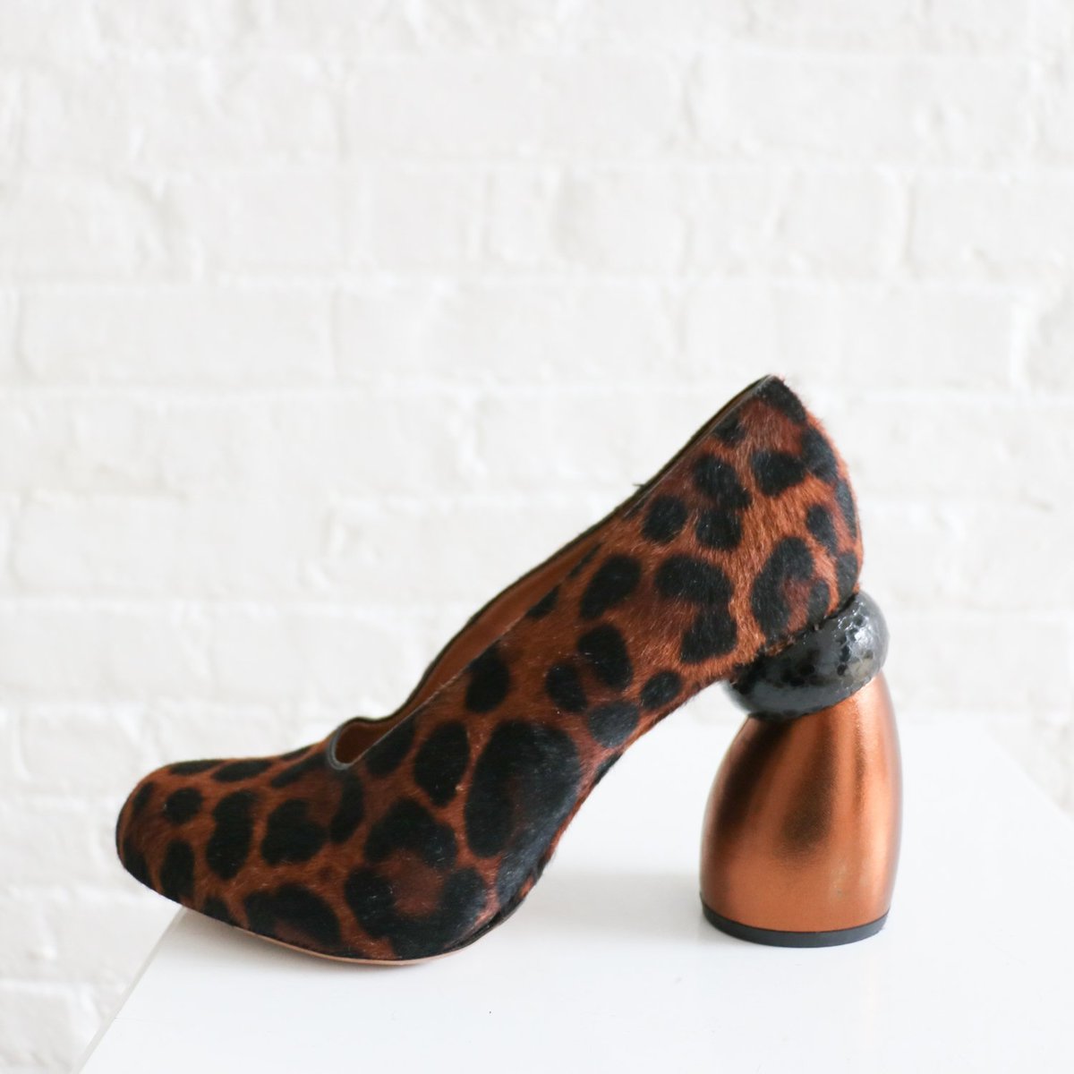 dries van noten pumps