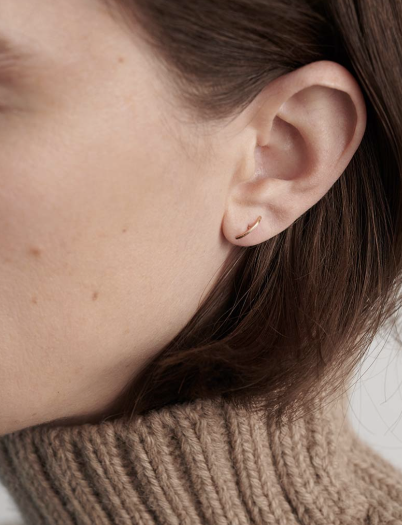 【KATHLEEN WHITAKER】14kゴールド STITCH STUD シングルピアス Stitch Stud - Kathleen Whitaker