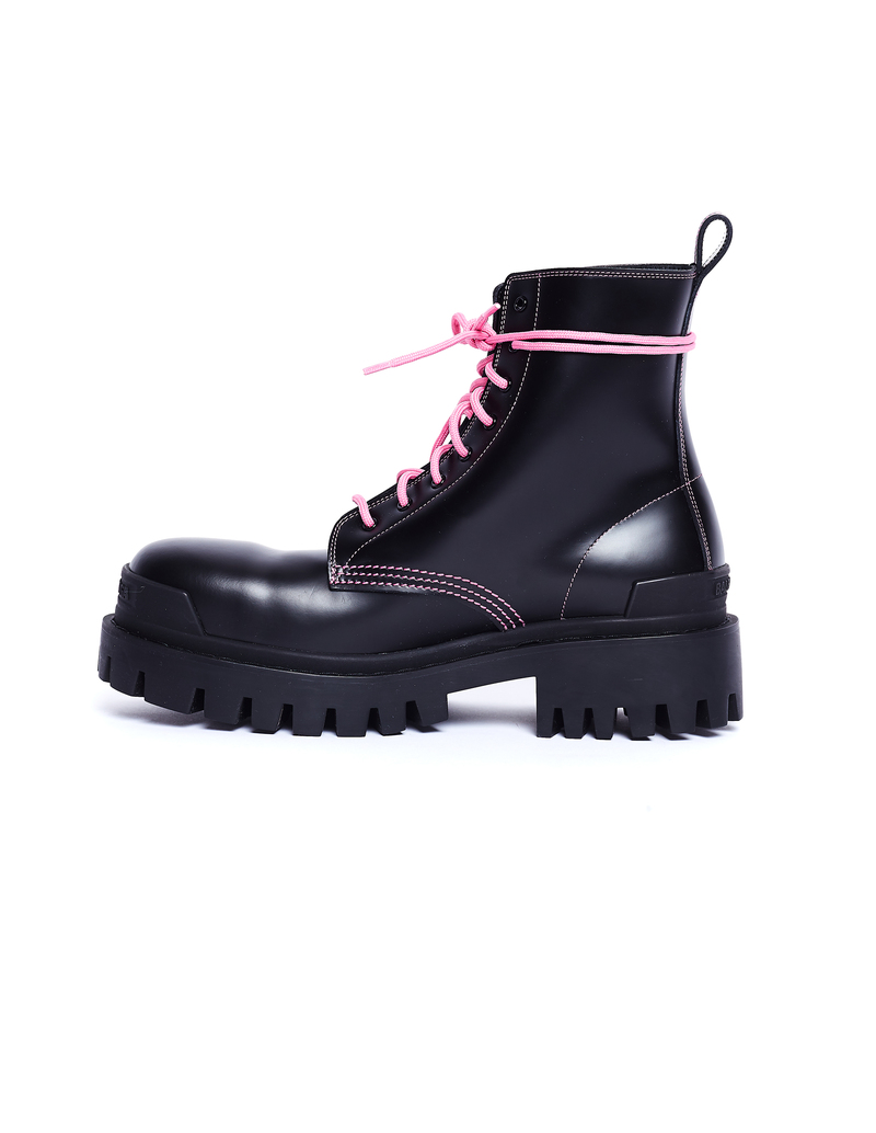 Balenciaga Leather Strike Boots - black | Garmentory