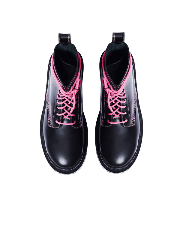 Balenciaga Leather Strike Boots - black | Garmentory