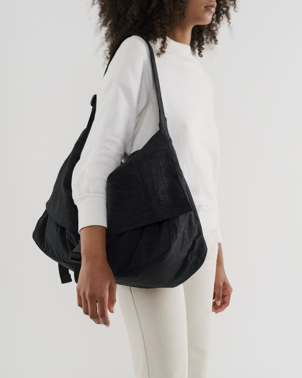 Baggu Travel Sport Messenger Bag Camel Garmentory