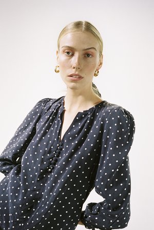 Maria Stanley Almond Blouse - Clove Maria Stanley Almond Blouse - Clove