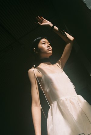 Kamperett LAURENCE TIERED SILK ORGANZA MIDI DRESS Kamperett LAURENCE TIERED SILK ORGANZA MIDI DRESS