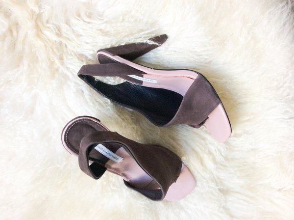 Pre-loved DVF Suede Sandal Pumps - brown/pink Pre-loved DVF Suede Sandal Pumps - brown/pink