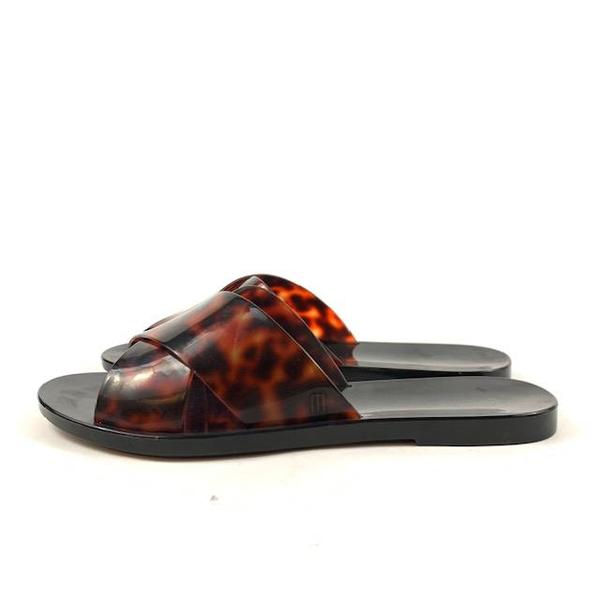 Melissa Essential Slide