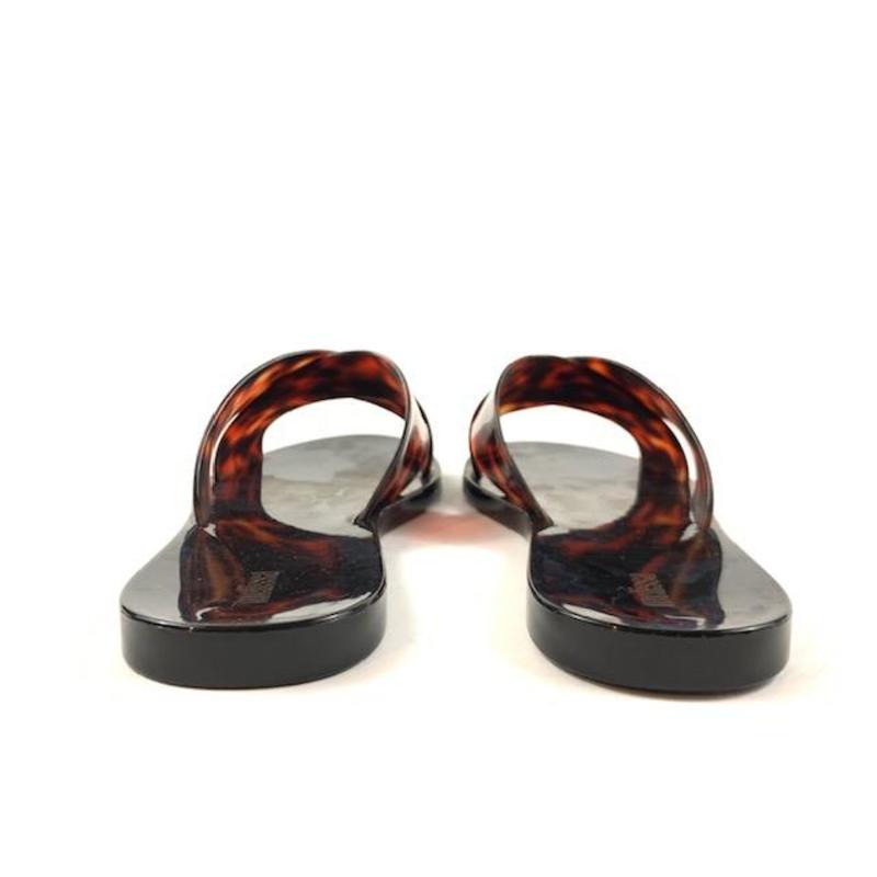 Melissa Essential Slide