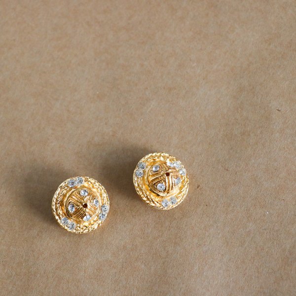 Vintage Karl Lagerfeld Clip On Earrings - gold Vintage Karl Lagerfeld Clip On Earrings - gold