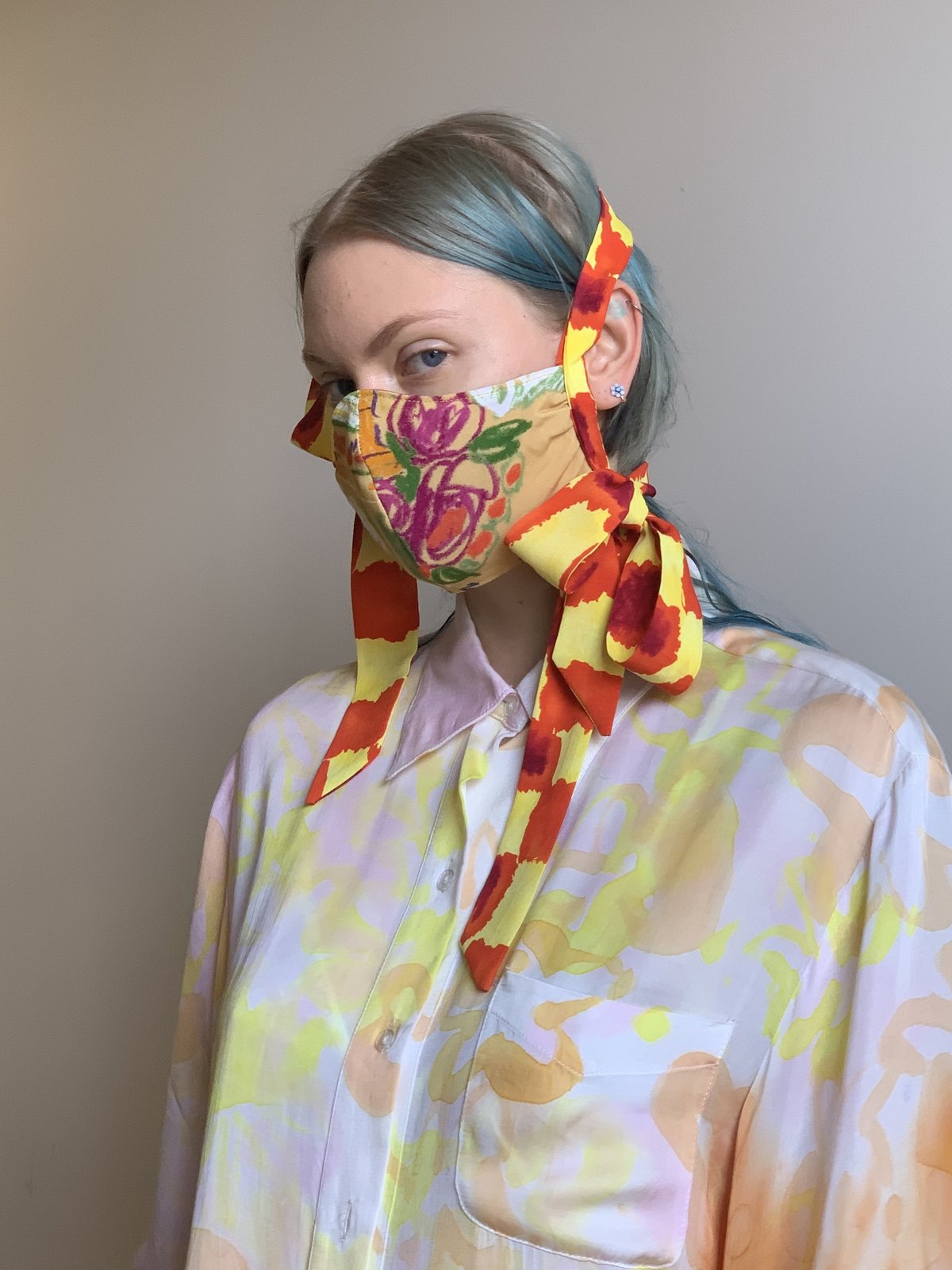 Collina Strada FASHION FACE MASK WITH BOWS - Image 2 of 5