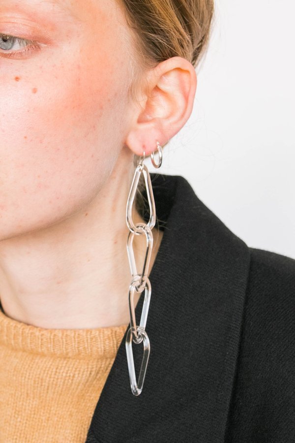 Jane D'Arensbourg Clear Tear Drop Chain Glass Earrings Jane D'Arensbourg Clear Tear Drop Chain Glass Earrings