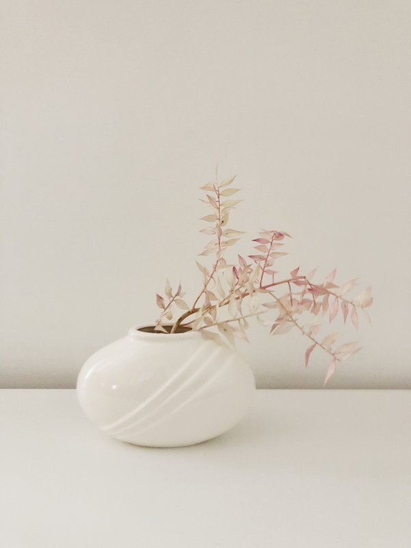 VINTAGE 80'S ART DECO VASE | Garmentory