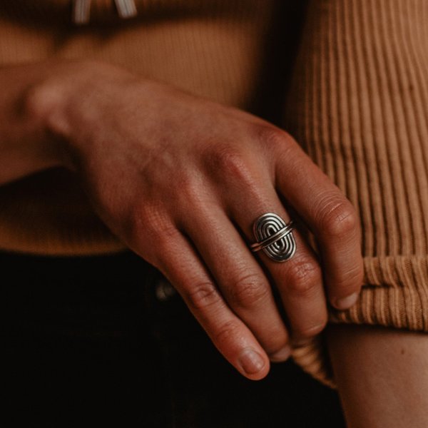 Knuckle Kiss Monobow Ring - Sterling Silver Knuckle Kiss Monobow Ring - Sterling Silver