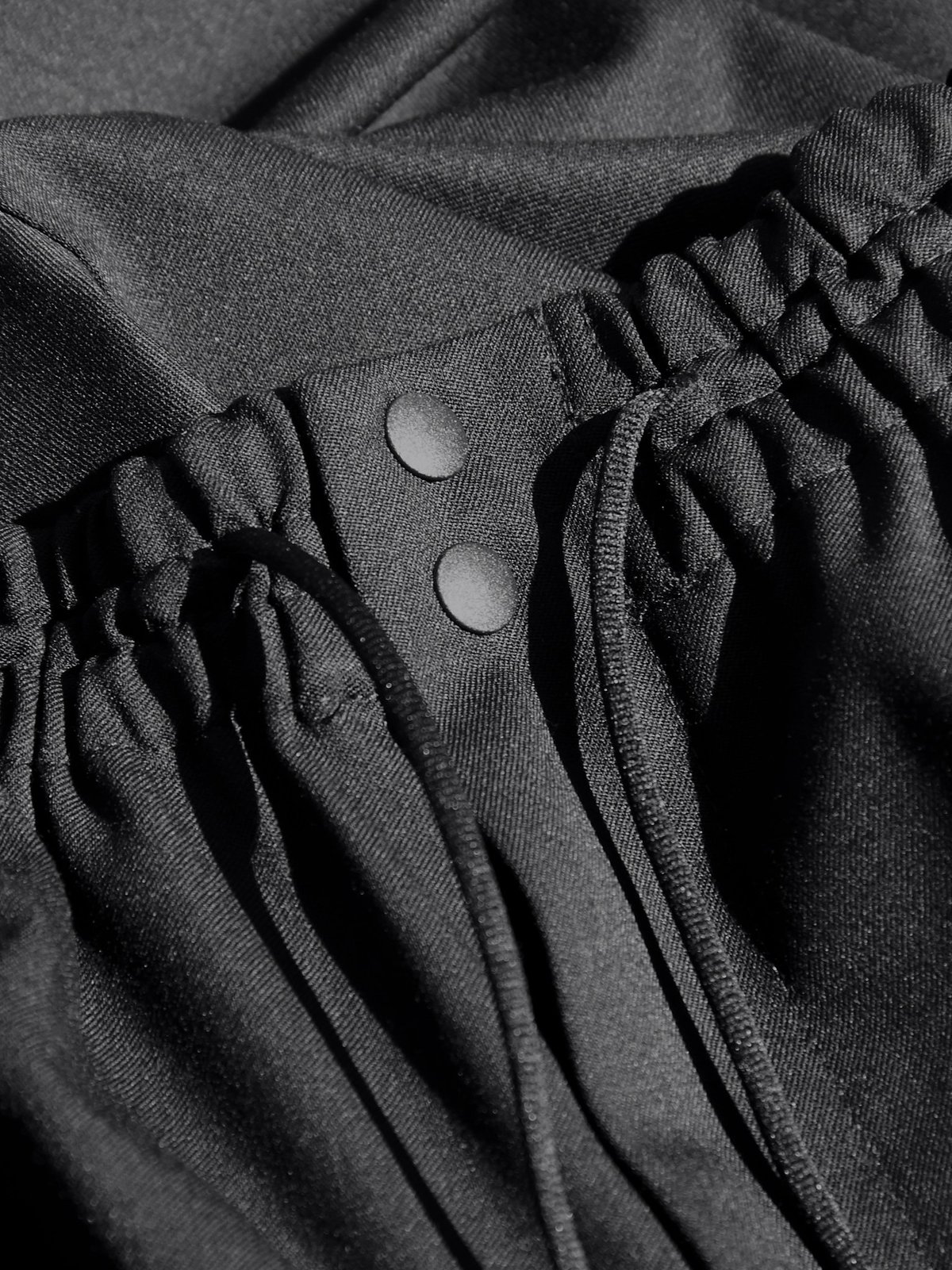 パンツ Y-3 CLASSIC WOOL STRETCH CARGO SHORTS Shorts Y-3 Classic Refined Wool Stretch Cargo Shorts Black | Footshop