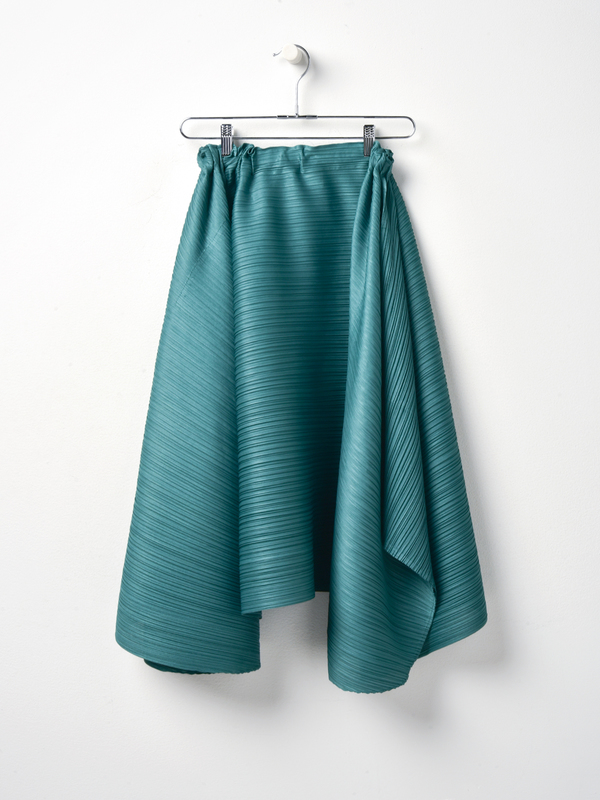 Pleats Please Issey Miyake ASYMMETRIC PLEATED SKIRT - LEAF GREEN