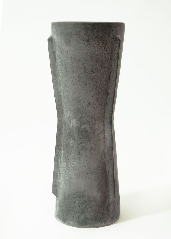 LGS Studio Tower Vase - Stingray LGS Studio Tower Vase - Stingray