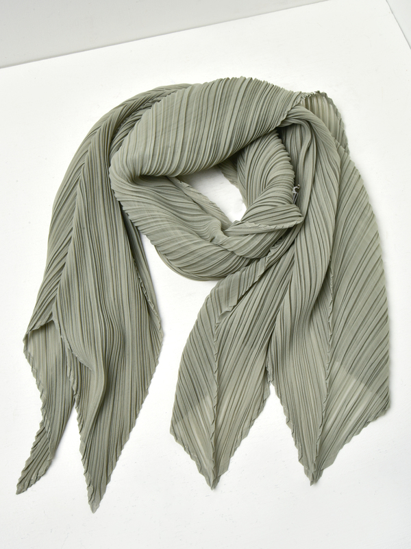 Pleats Please Issey Miyake PLEATS MONTHLY SCARF - PALE OLIVE