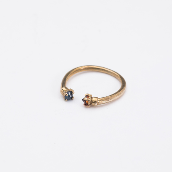 Aesa Mirror Ring with Blue Spinel and Spessersite Aesa Mirror Ring with Blue Spinel and Spessersite